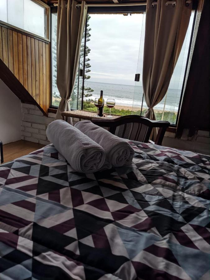 Brava Point Pousada E Hostel Итажаи Экстерьер фото
